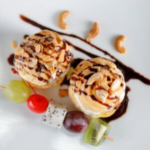 برجر لحم مشوي على الفحم